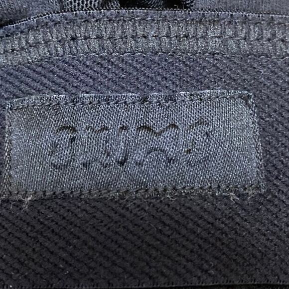 Skims Women's Black Sleeveless Plunge Neck Cami Bralette Crop Tank Top Size XL - Picture 4 of 4